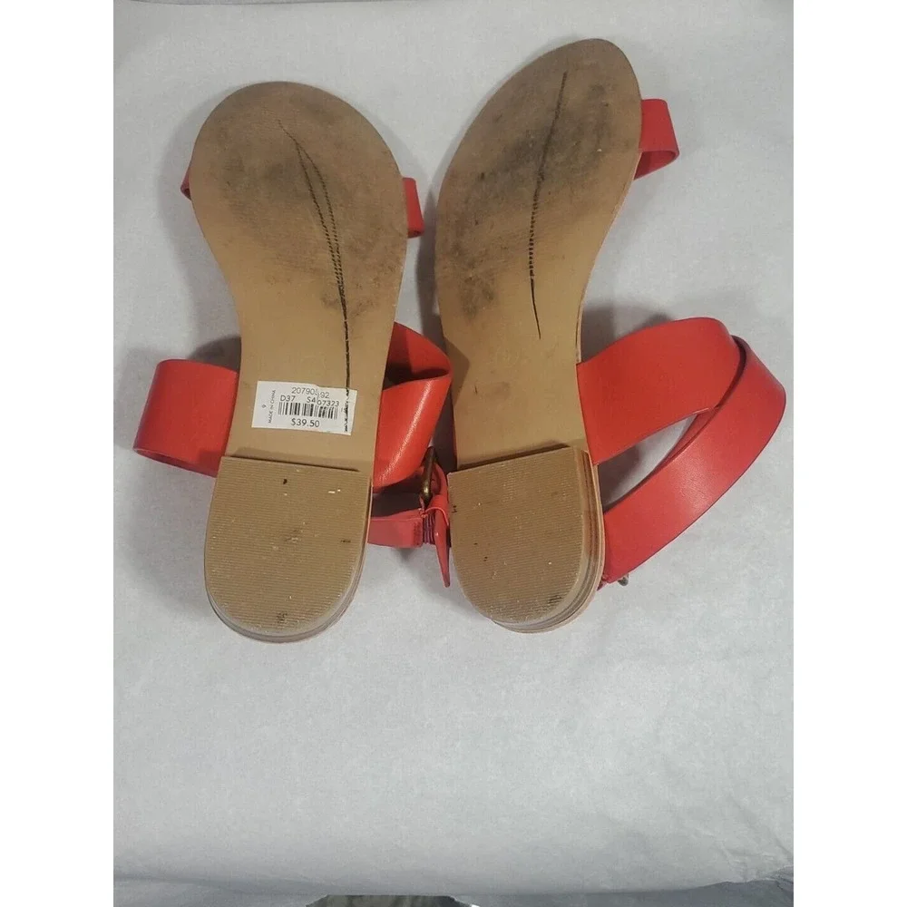 Loft Size 9M Red Faux Leather Open Toe Criss Cross Strap Stack Heel Sandals